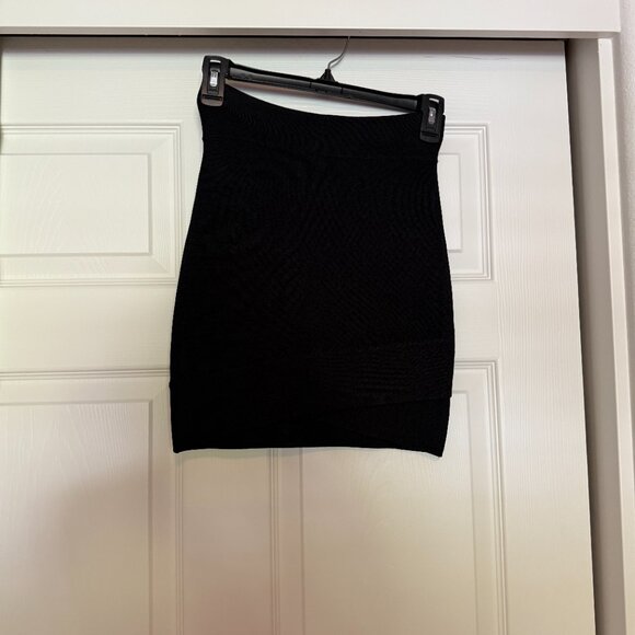 BCBGMaxazria 'Sylvie' Black Bodycon Bandage Power Mini Skirt Size XS - Picture 5 of 8
